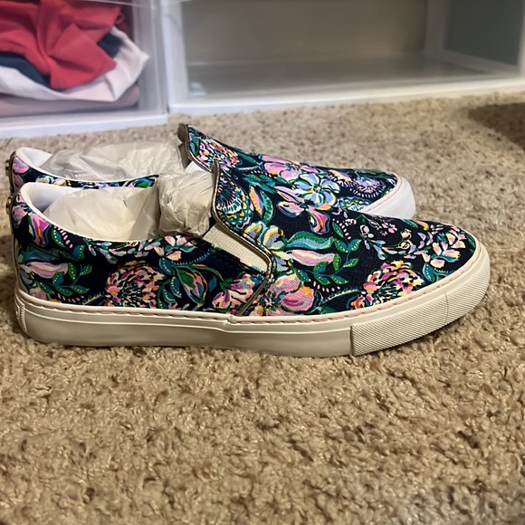 NWOT Julie sneakers - Picture 2 of 7
